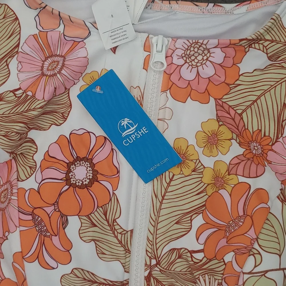 Cupshe One Piece Bathing Suit - Picture 2 of 10